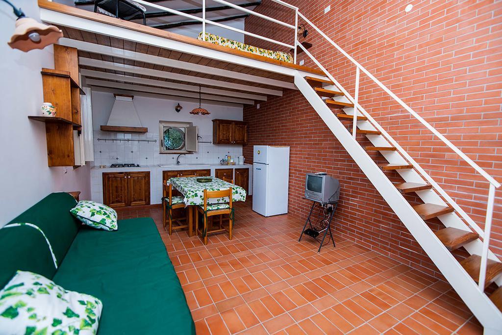 Casa Vacanze Etna Piedimonte Etneo Zimmer foto