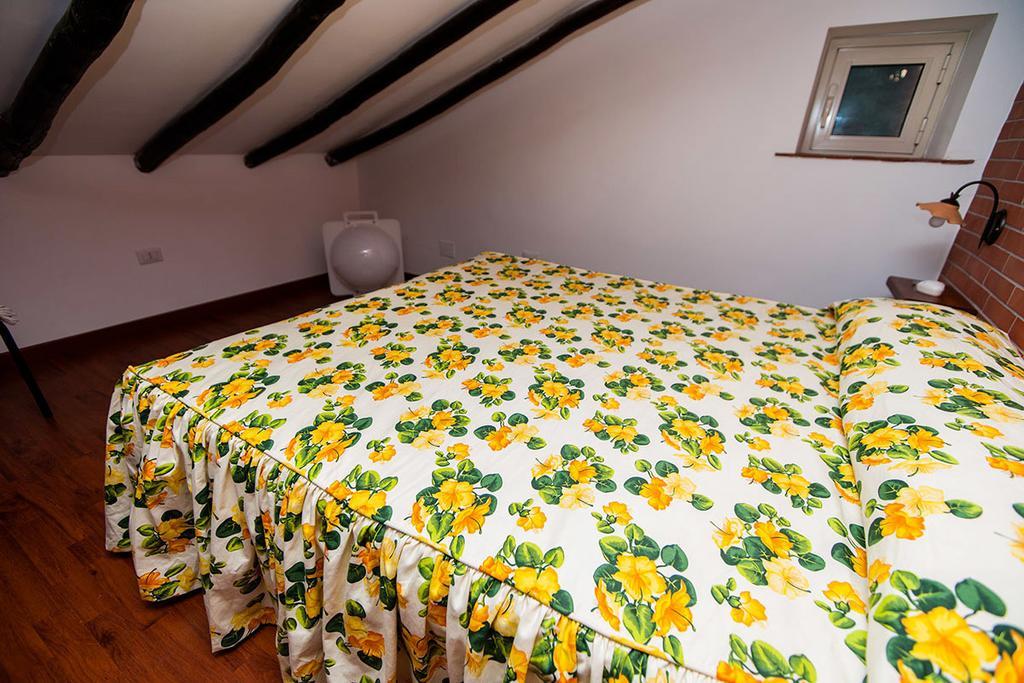 Casa Vacanze Etna Piedimonte Etneo Zimmer foto